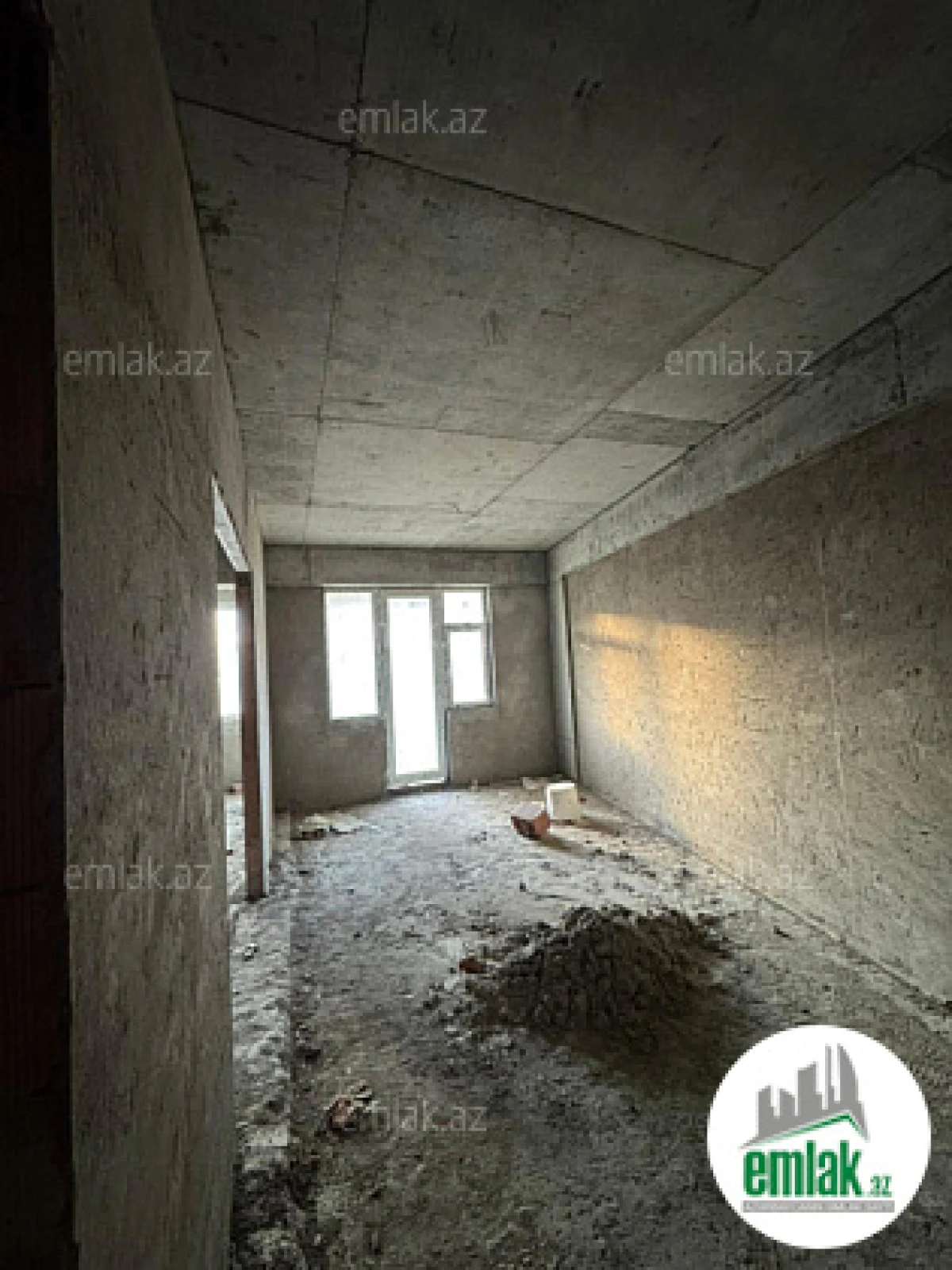 Satılır 2 otaqlı yeni tikili 95 m²