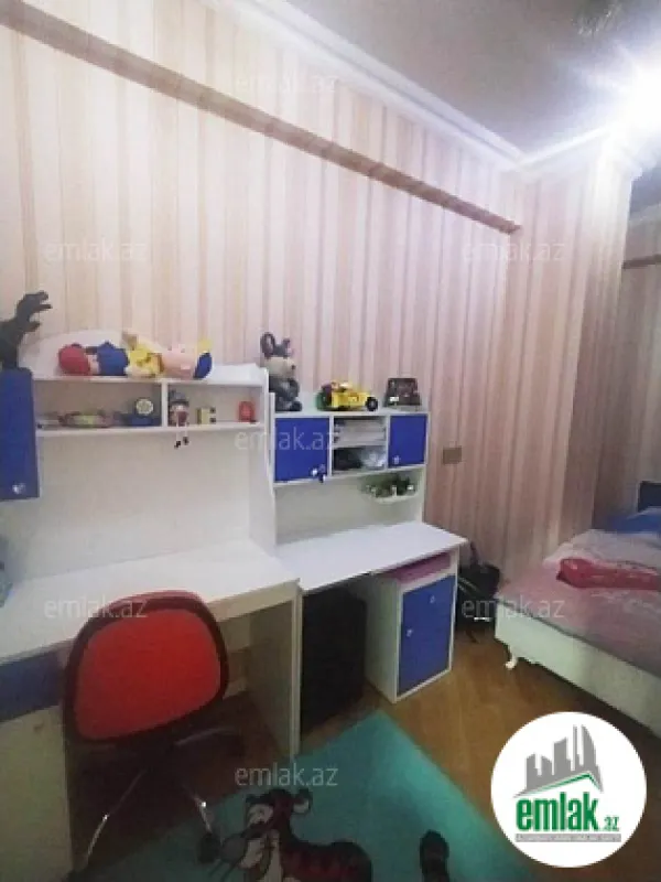 Satılır 4 otaqlı yeni tikili 137 m²