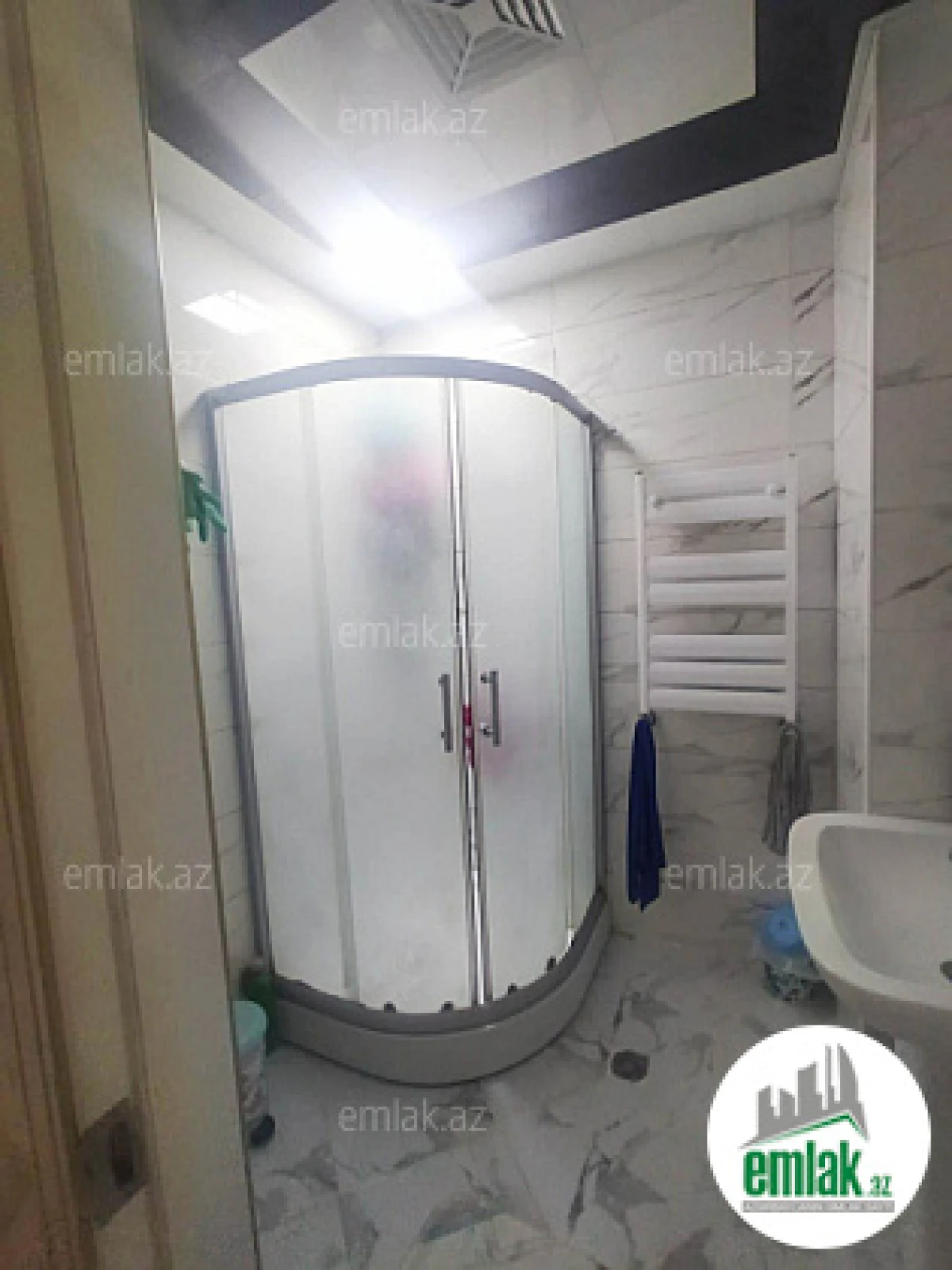 Satılır 4 otaqlı yeni tikili 137 m²