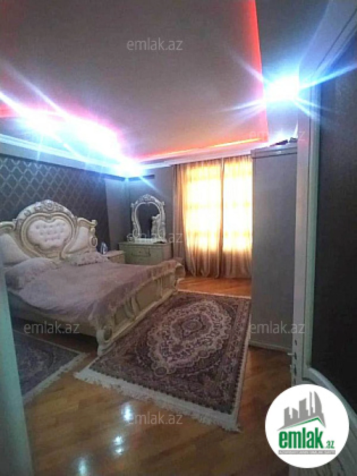 Satılır 4 otaqlı yeni tikili 137 m²