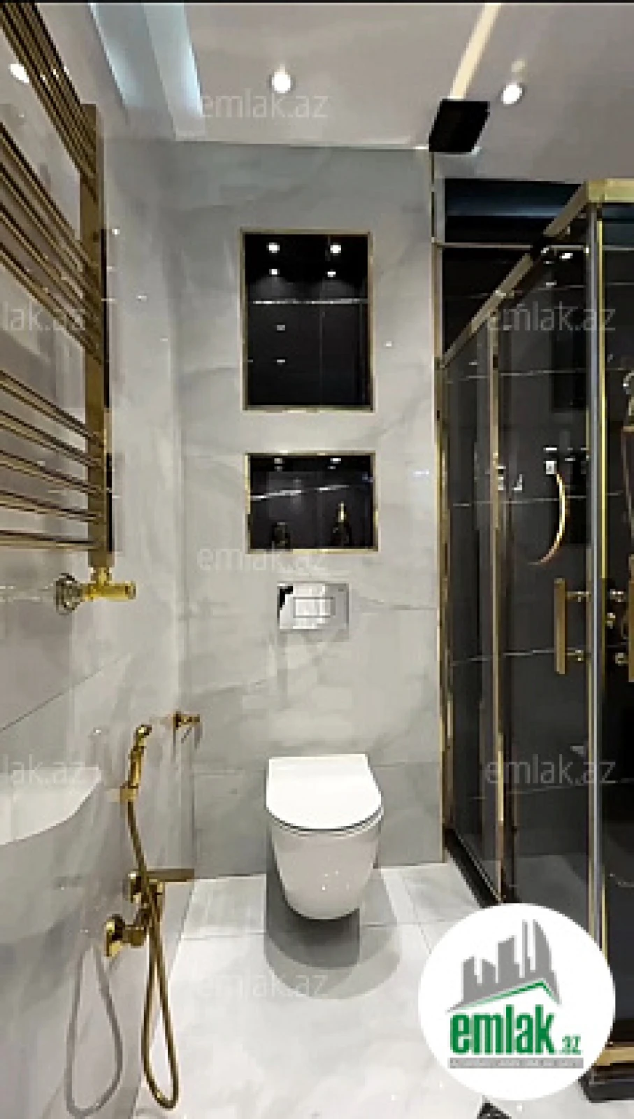 Satılır 3 otaqlı yeni tikili 137 m²