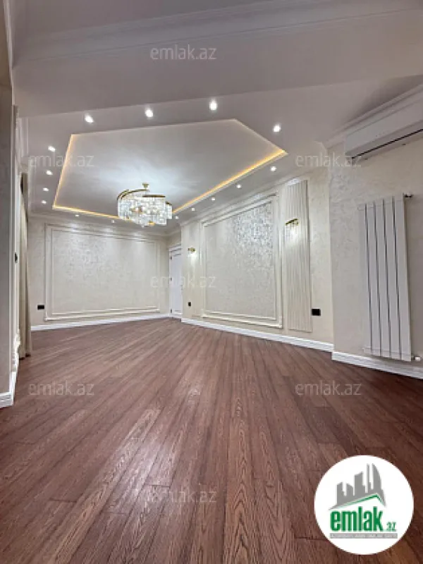 Satılır 3 otaqlı yeni tikili 130 m²