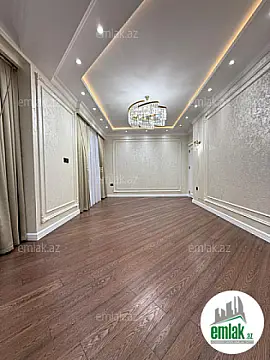 Satılır 3 otaqlı yeni tikili 130 m²