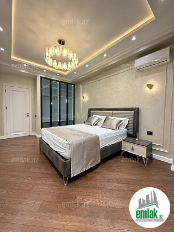 Satılır 3 otaqlı yeni tikili 130 m²