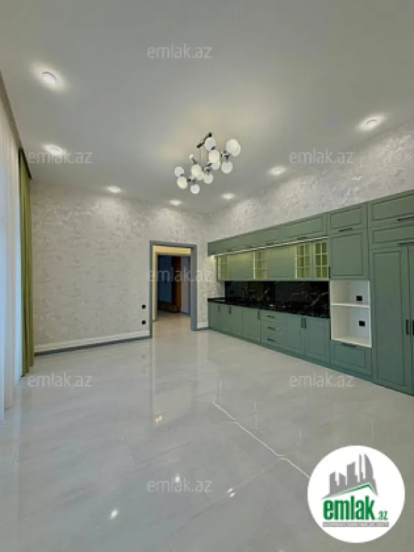 Satılır 4 otaqlı mənzil 202 m²