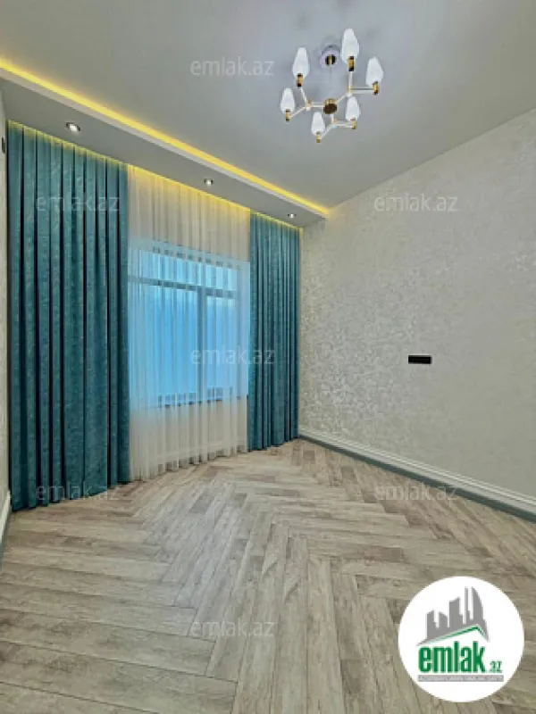 Satılır 4 otaqlı mənzil 202 m²