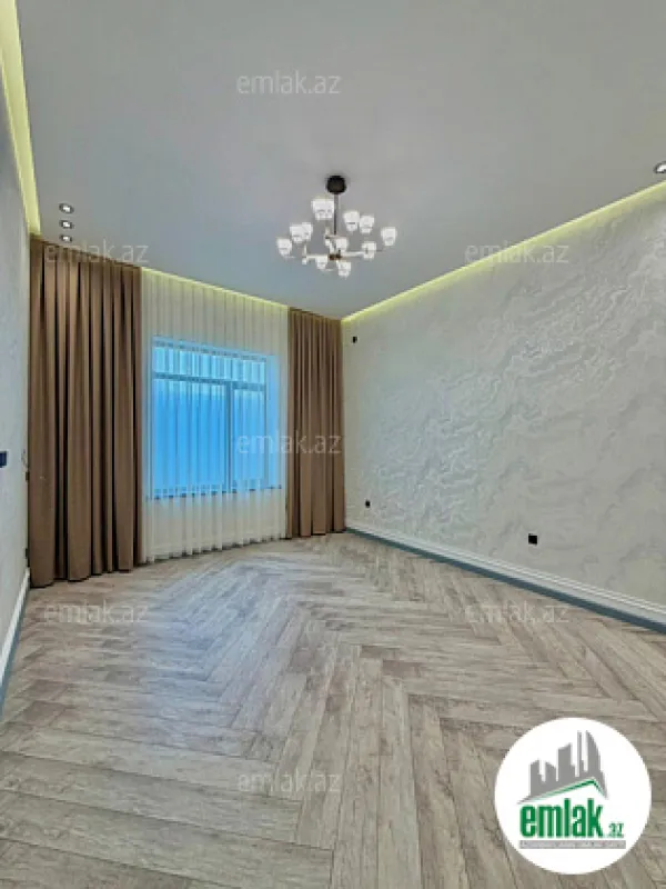 Satılır 4 otaqlı mənzil 202 m²