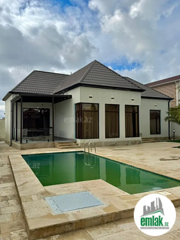 Satılır 4 otaqlı mənzil 180 m²