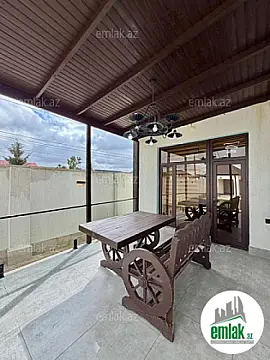 Satılır 4 otaqlı mənzil 180 m²