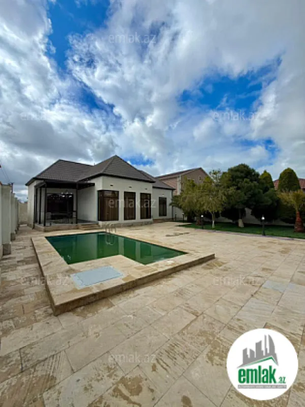 Satılır 4 otaqlı mənzil 180 m²