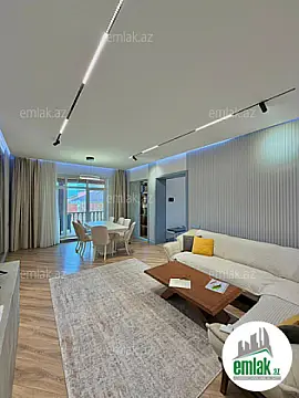 Satılır 4 otaqlı mənzil 160 m²