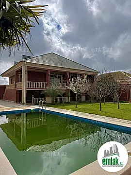 Satılır 4 otaqlı mənzil 160 m² — Bakı 4 otaq 160.00 m²