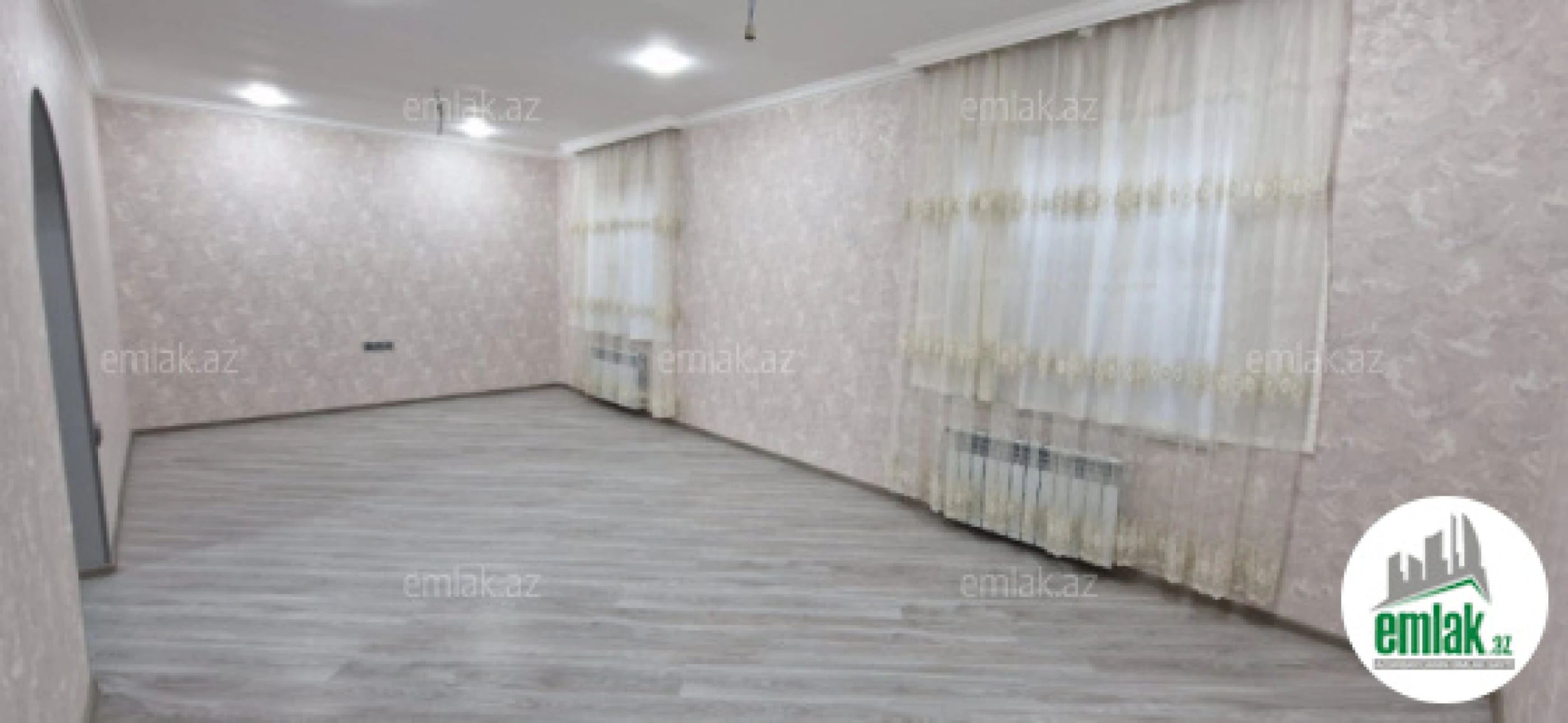 Satılır 4 otaqlı mənzil 156 m²