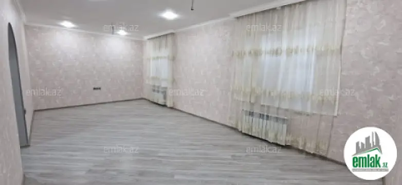 Satılır 4 otaqlı mənzil 156 m²