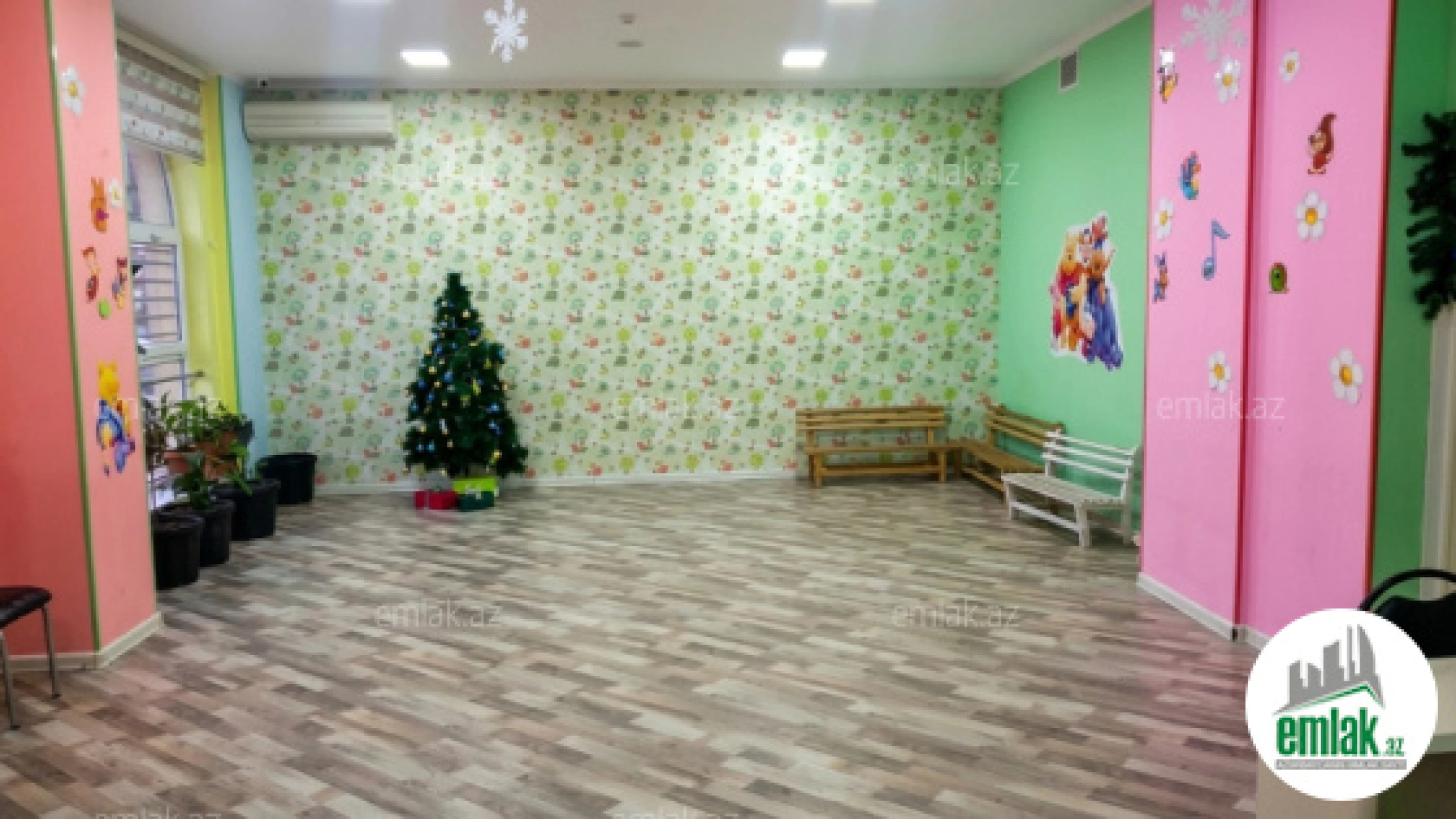 Satılır 7 otaqlı obyekt 424 m²