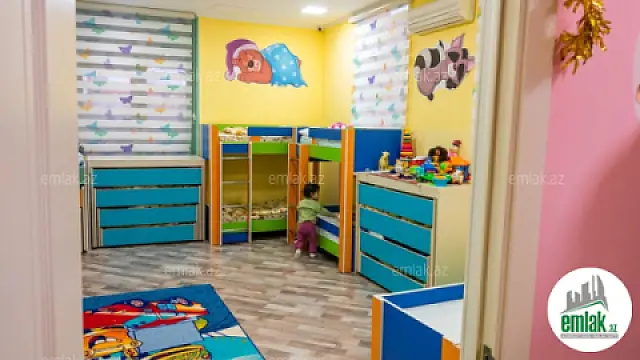 Satılır 7 otaqlı obyekt 424 m²