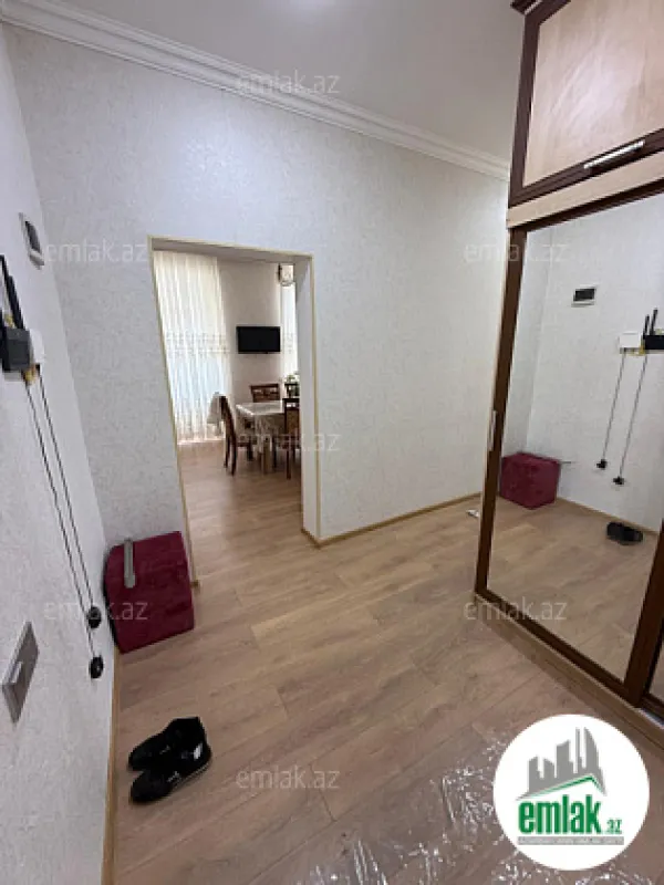 Satılır 2 otaqlı köhnə tikili 55 m²