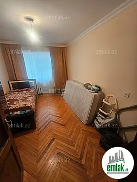 Satılır 2 otaqlı köhnə tikili 50 m²