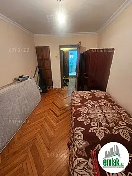 Satılır 2 otaqlı köhnə tikili 50 m²