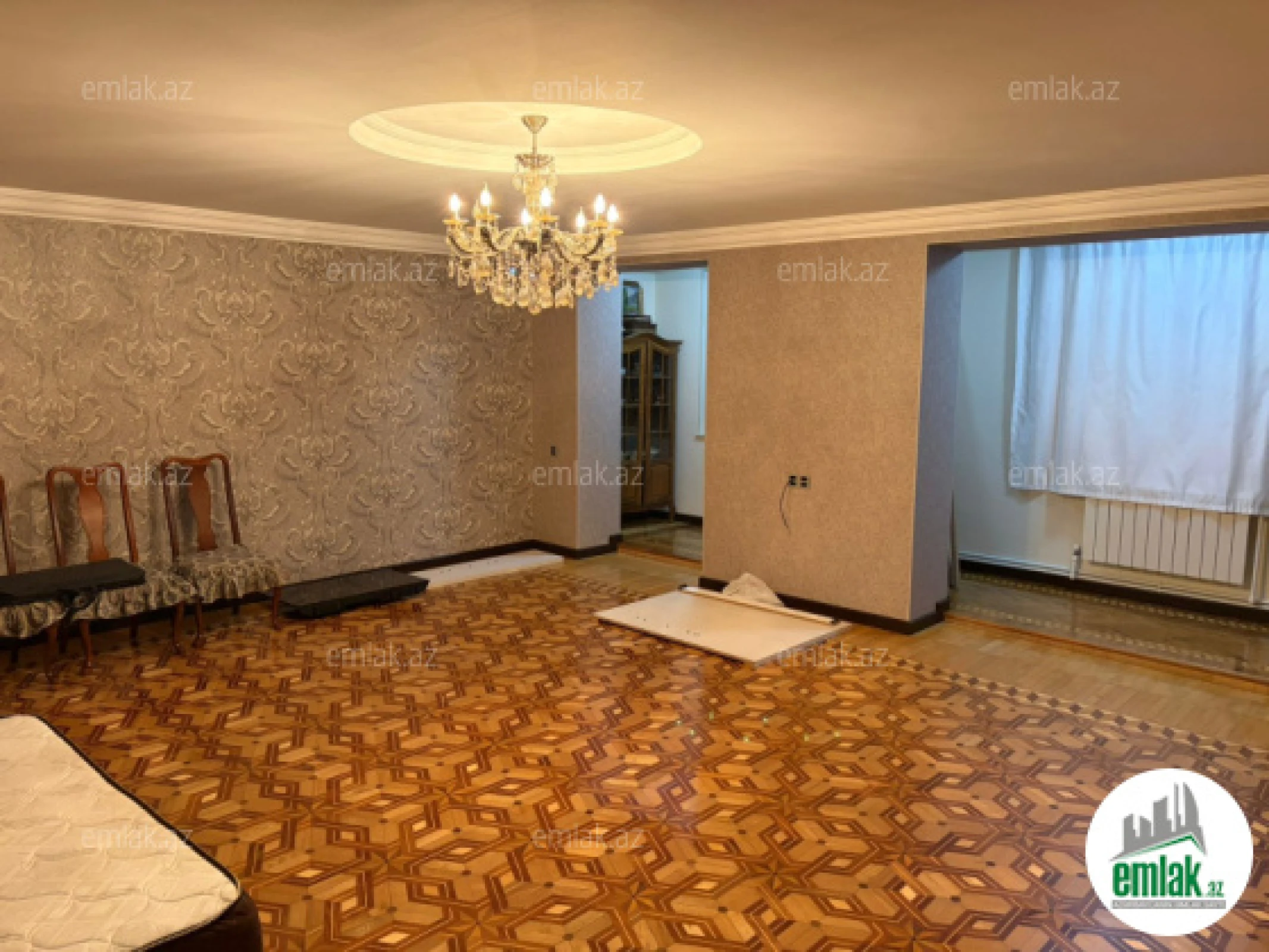 Satılır 3 otaqlı köhnə tikili 105 m²