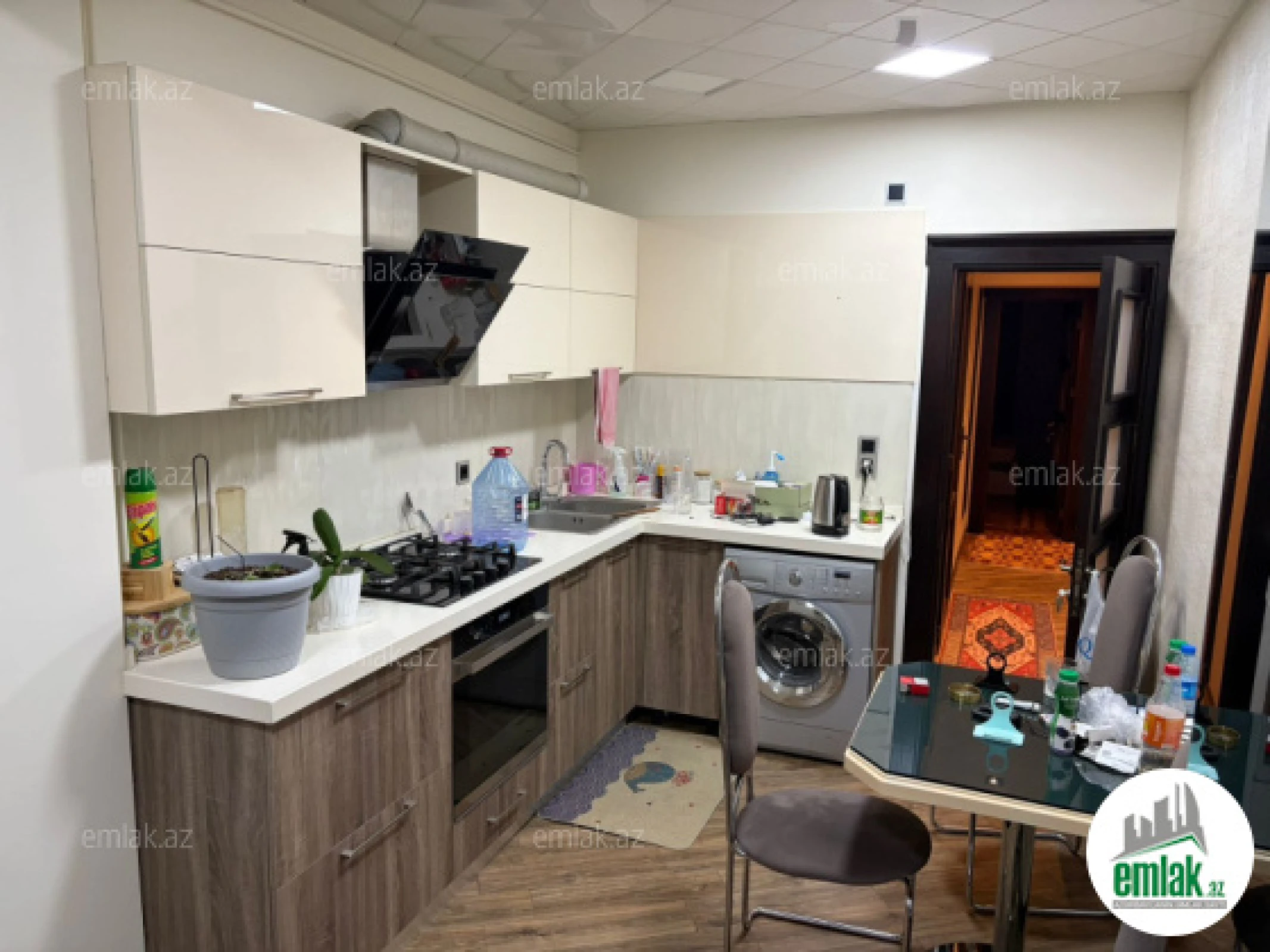 Satılır 3 otaqlı köhnə tikili 105 m²