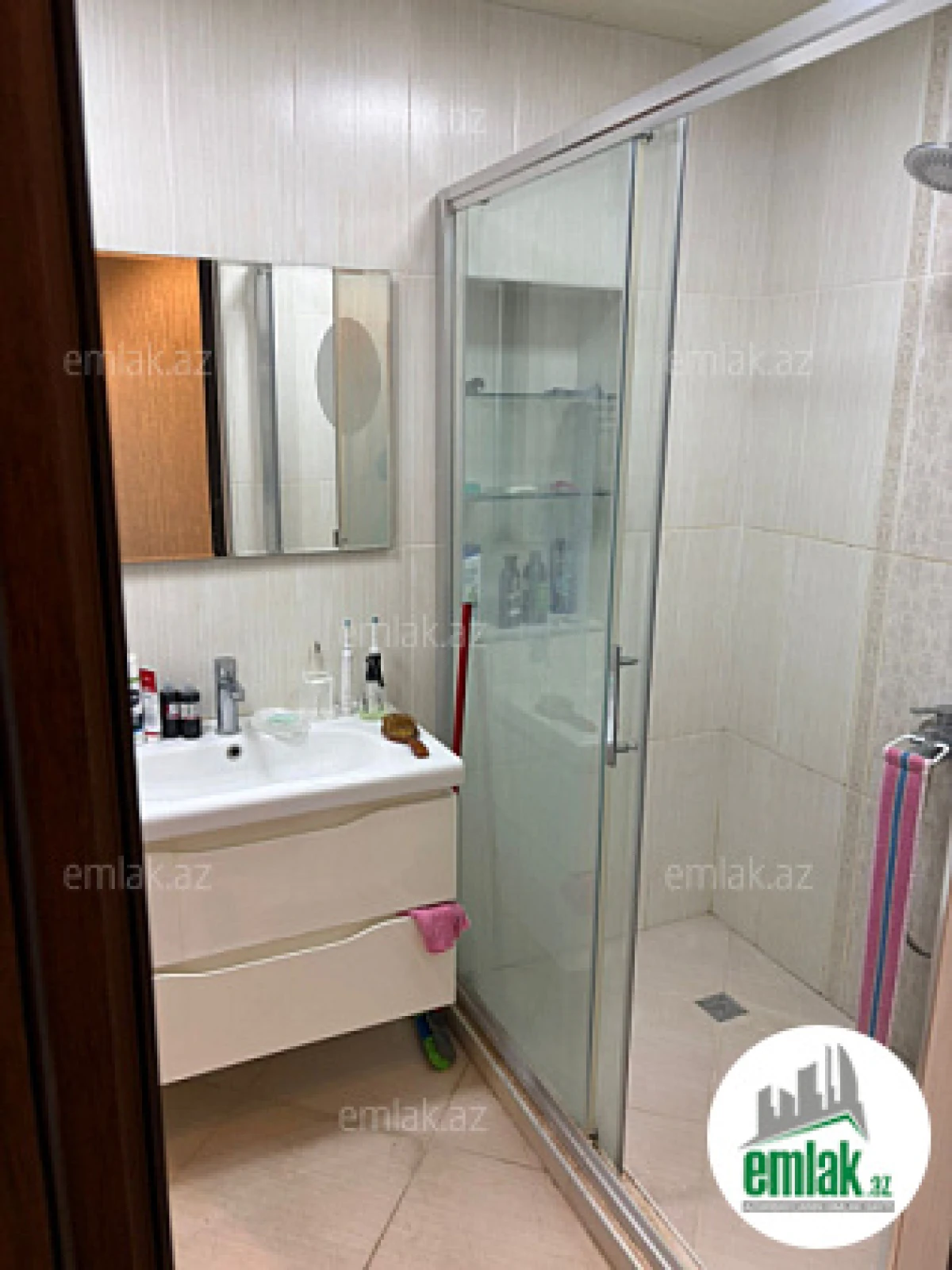 Satılır 3 otaqlı köhnə tikili 105 m²