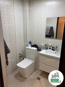 Satılır 3 otaqlı köhnə tikili 105 m²