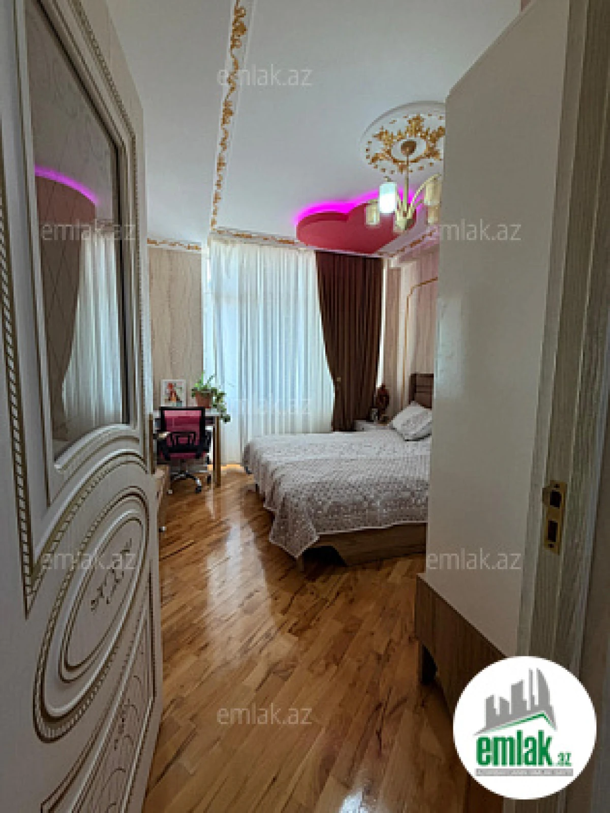 Satılır 3 otaqlı yeni tikili 102 m²