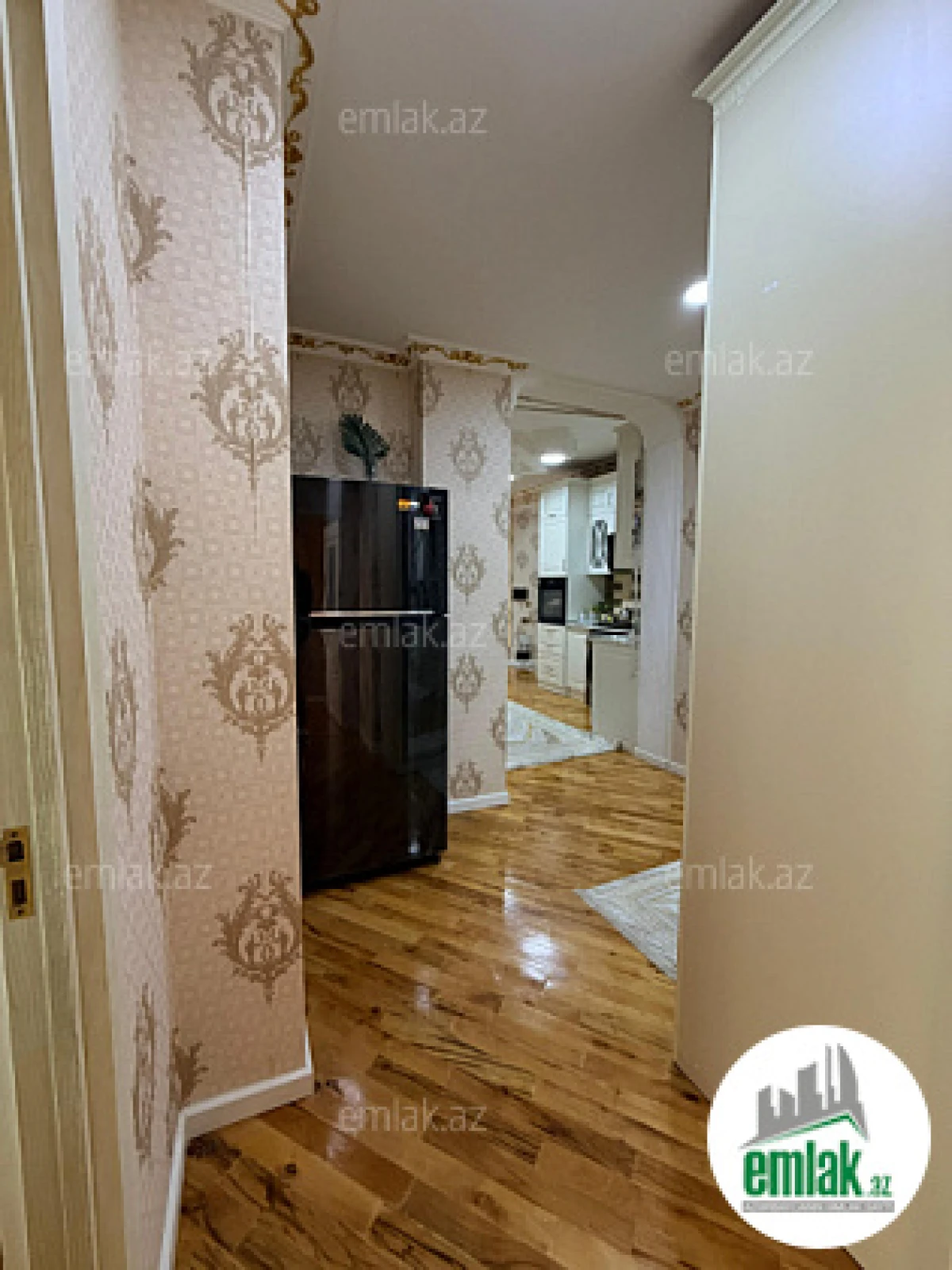 Satılır 3 otaqlı yeni tikili 102 m²