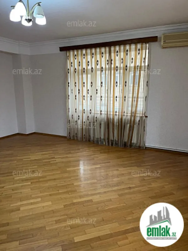 Satılır 3 otaqlı yeni tikili 128 m²