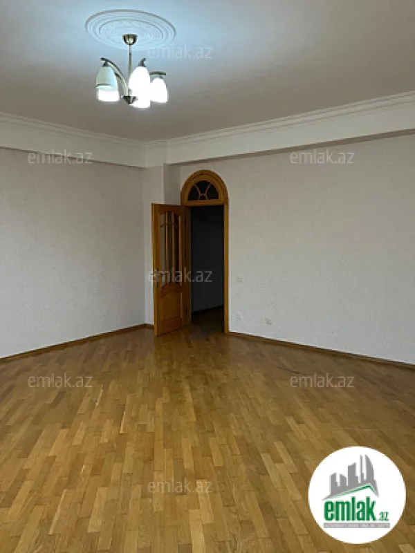 Satılır 3 otaqlı yeni tikili 128 m²