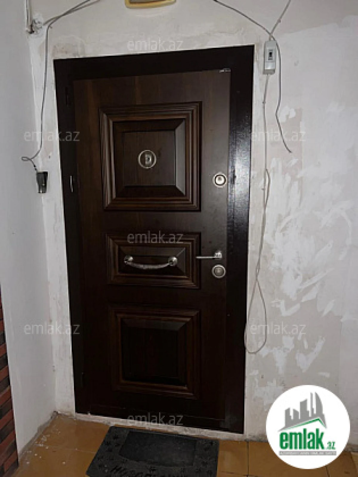 Satılır 3 otaqlı yeni tikili 90 m²