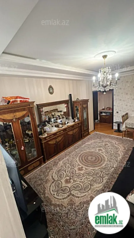 Satılır 3 otaqlı yeni tikili 90 m²