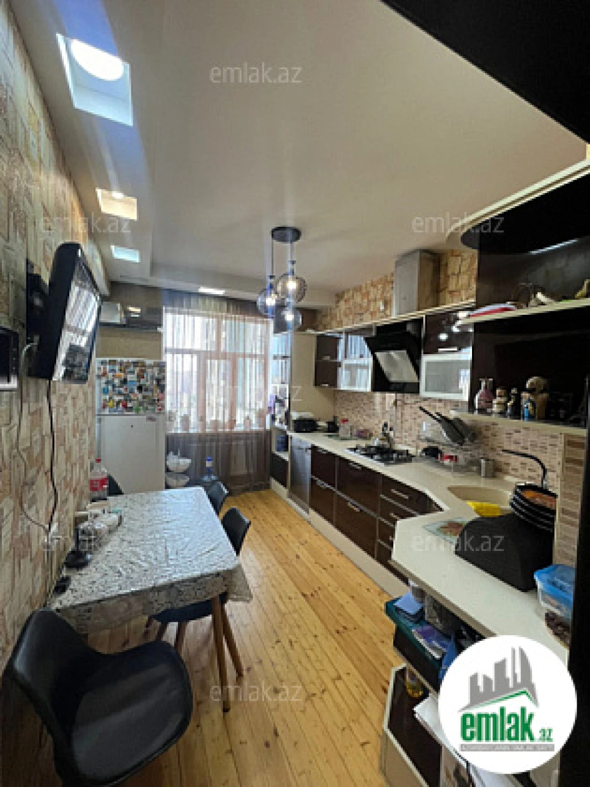 Satılır 3 otaqlı yeni tikili 90 m²