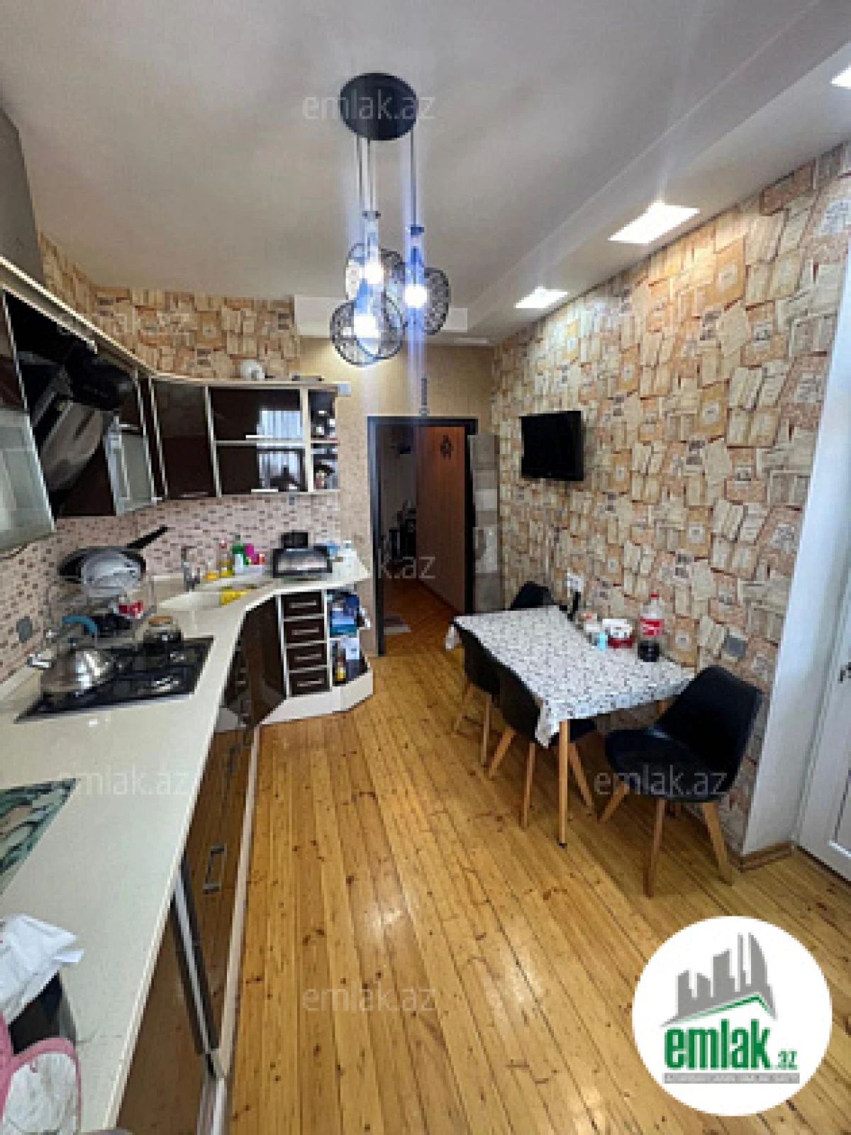 Satılır 3 otaqlı yeni tikili 90 m²