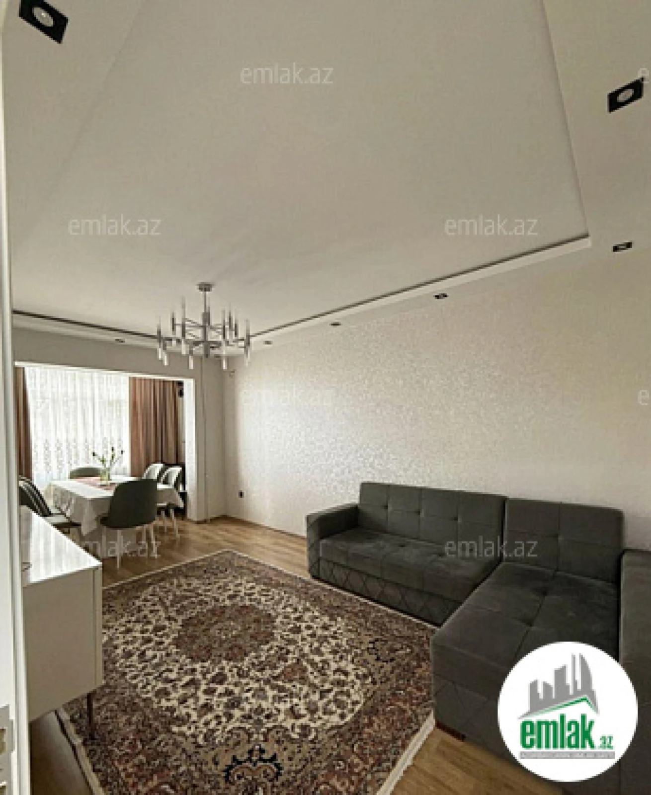 Satılır 2 otaqlı köhnə tikili 65 m²