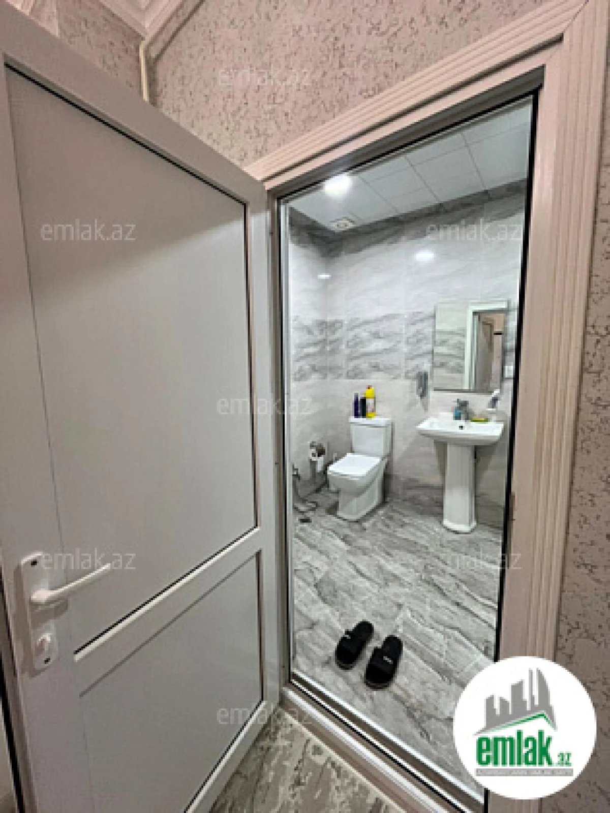 Satılır 2 otaqlı yeni tikili 71 m²