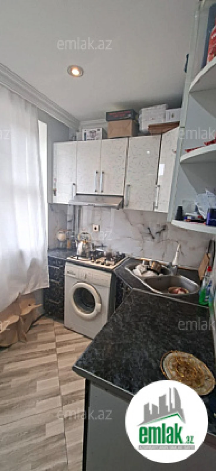 Satılır 2 otaqlı köhnə tikili 45 m²