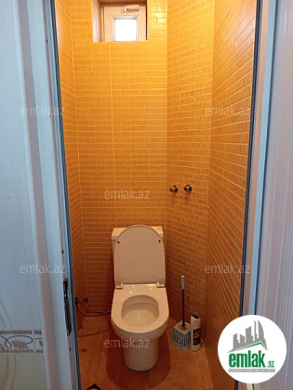 Satılır 6 otaqlı həyət evi 200 m²