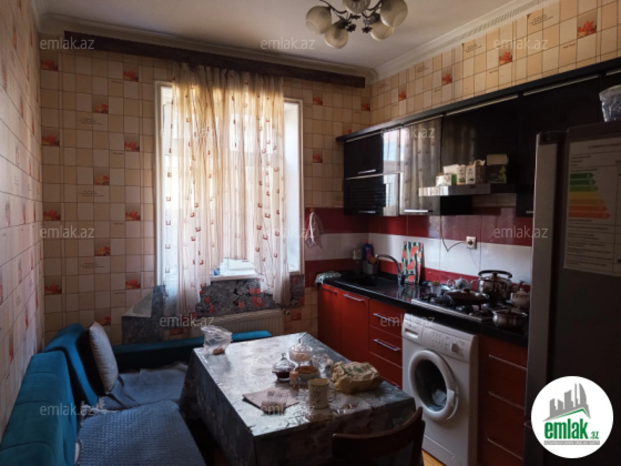 Satılır 6 otaqlı həyət evi 200 m²