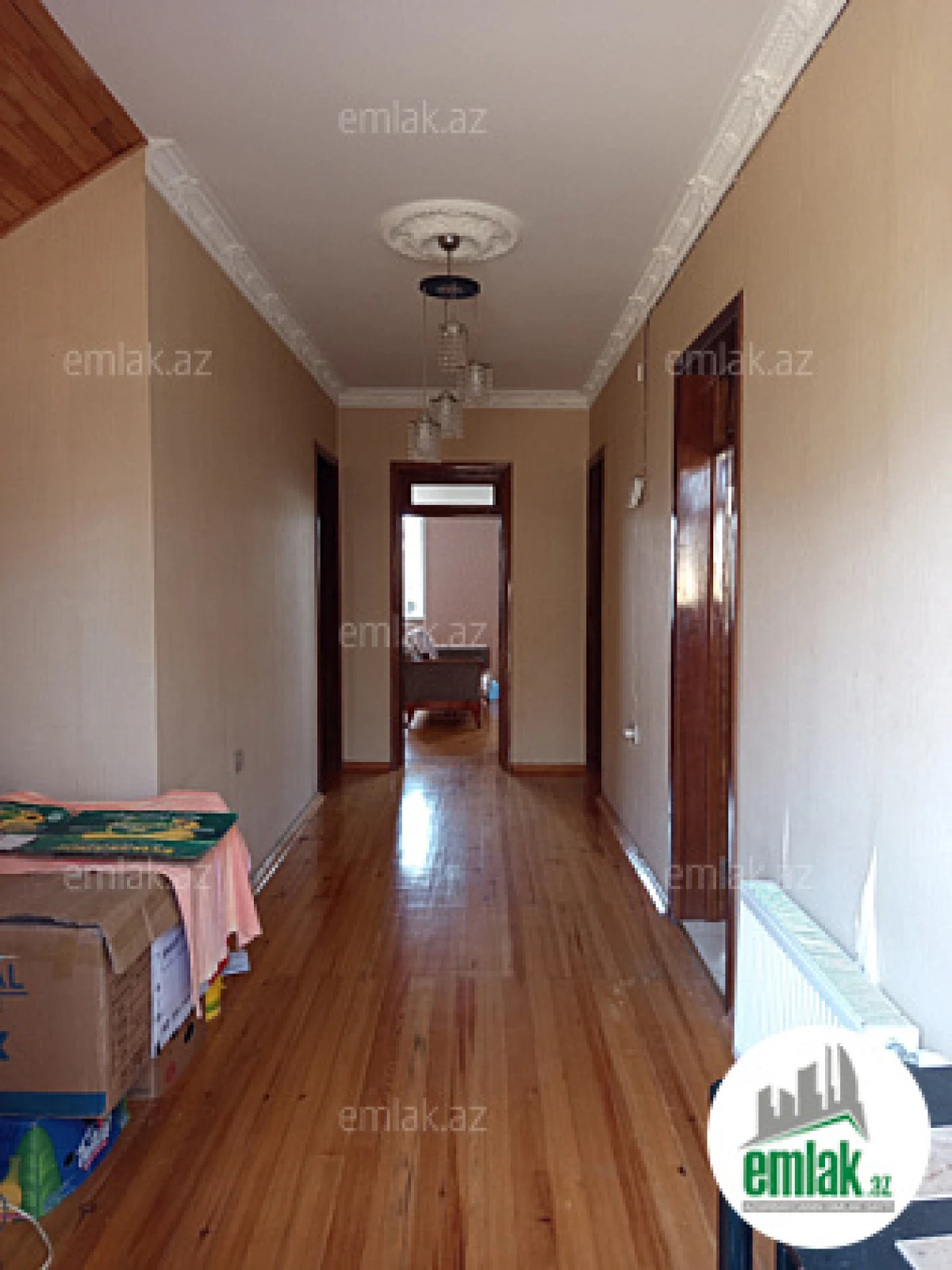 Satılır 6 otaqlı həyət evi 200 m²