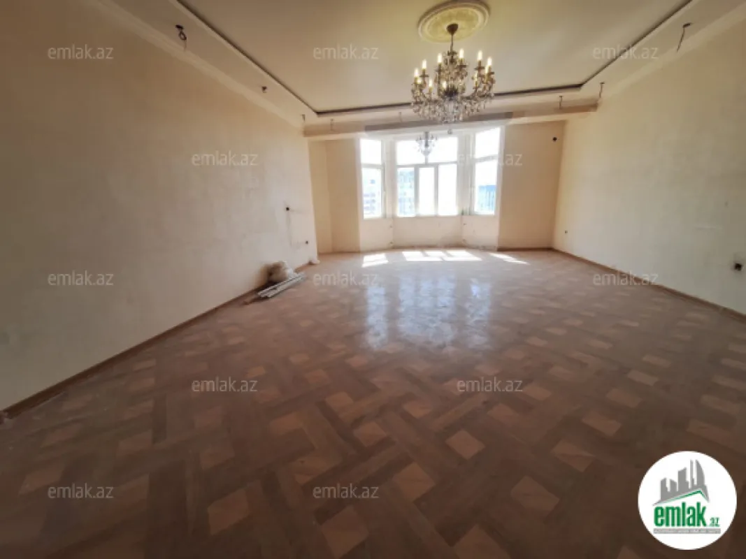 Satılır 3 otaqlı yeni tikili 154 m²