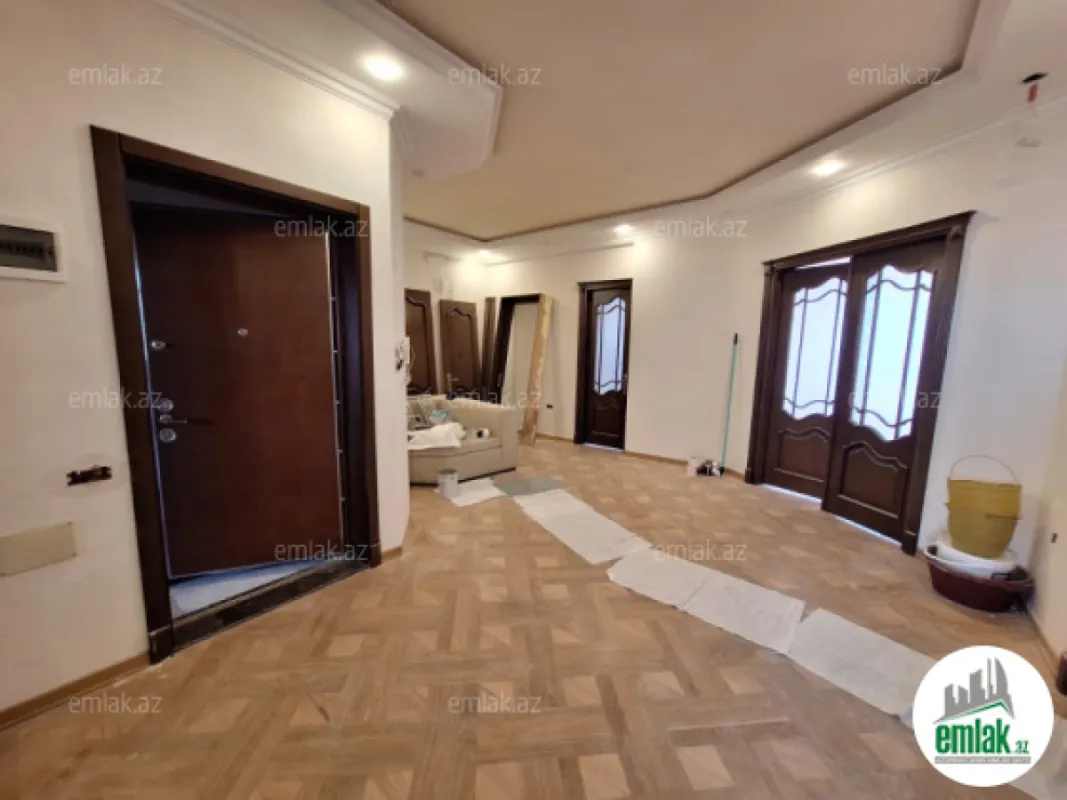 Satılır 3 otaqlı yeni tikili 154 m²