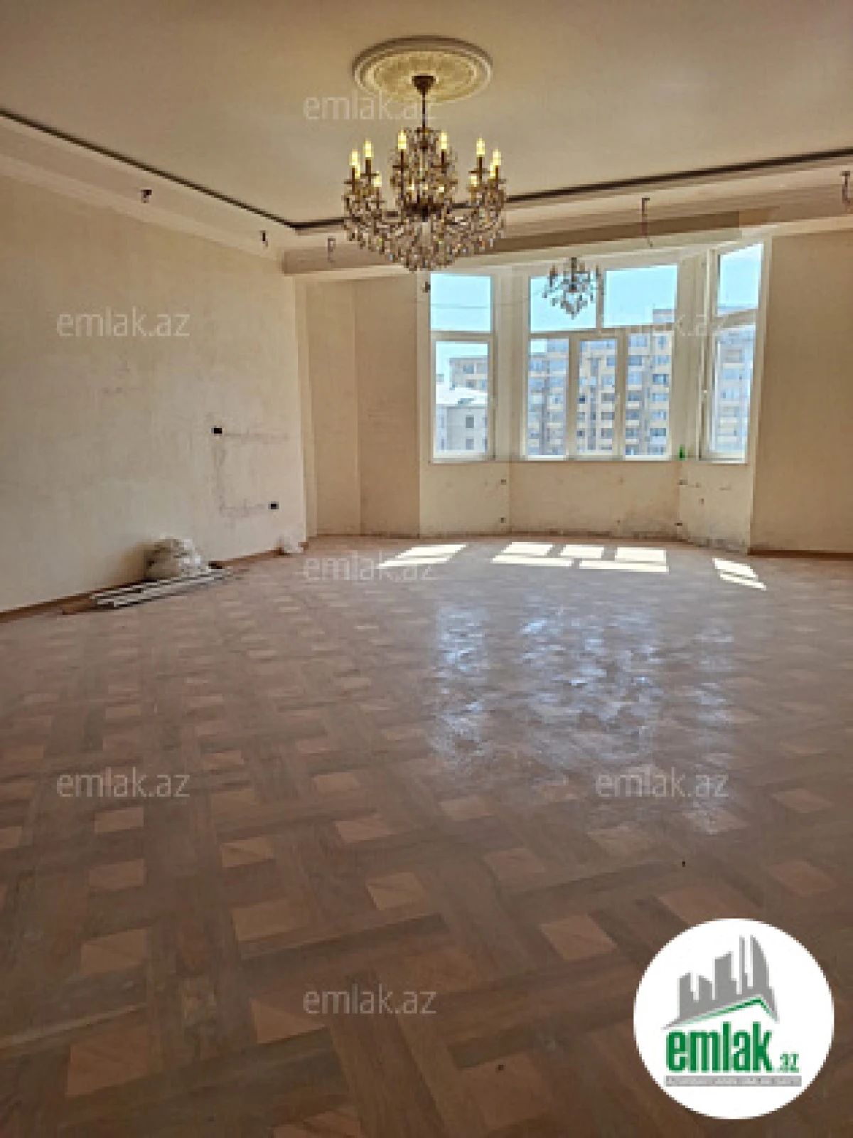 Satılır 3 otaqlı yeni tikili 154 m²