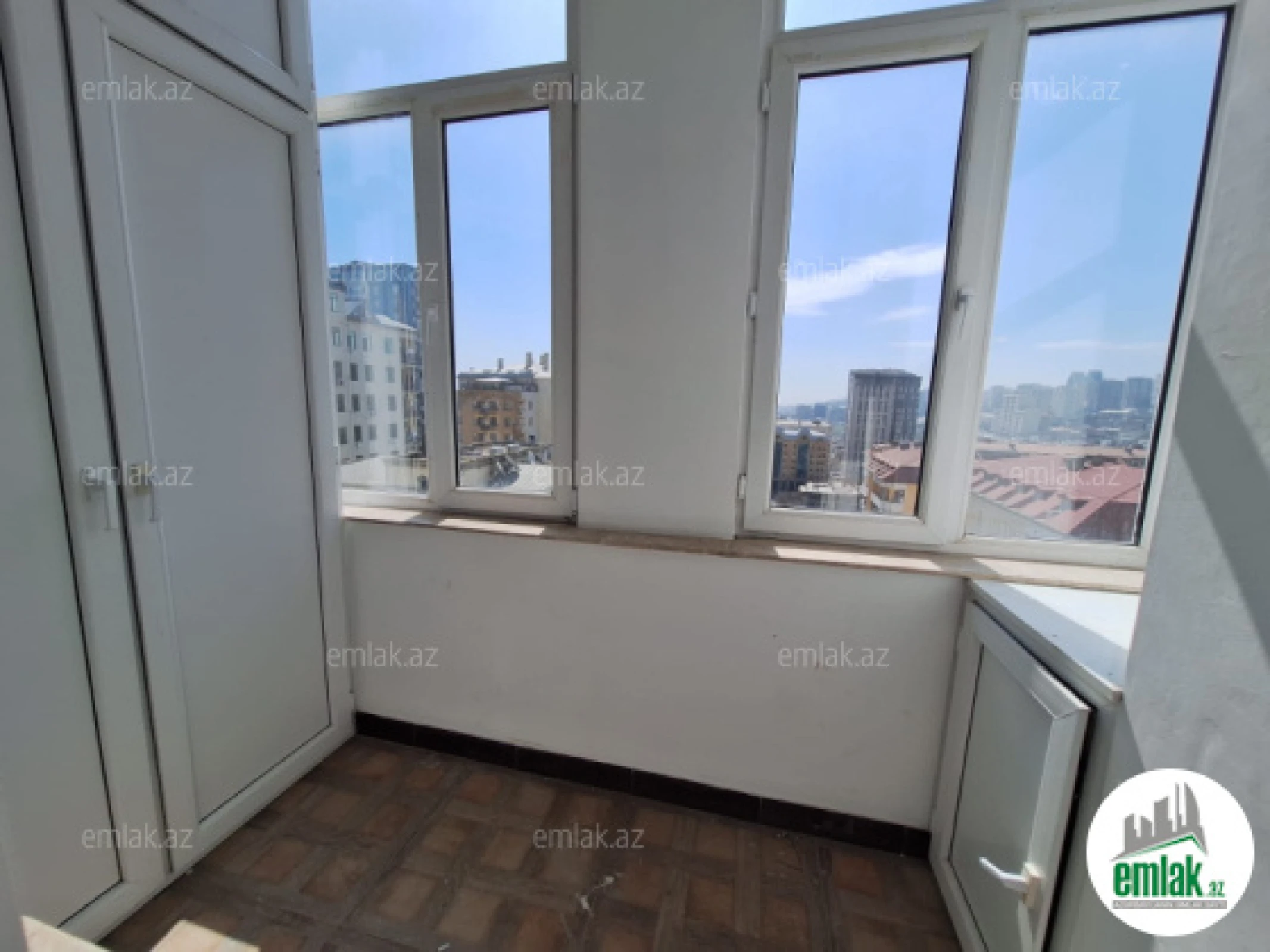 Satılır 3 otaqlı yeni tikili 154 m²