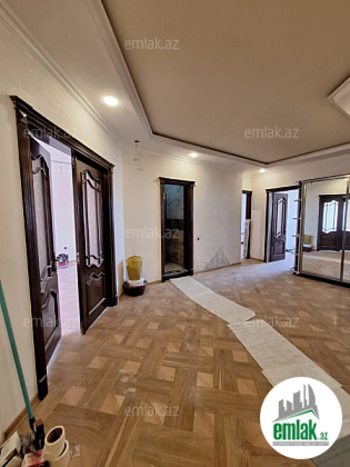 Satılır 3 otaqlı yeni tikili 154 m²