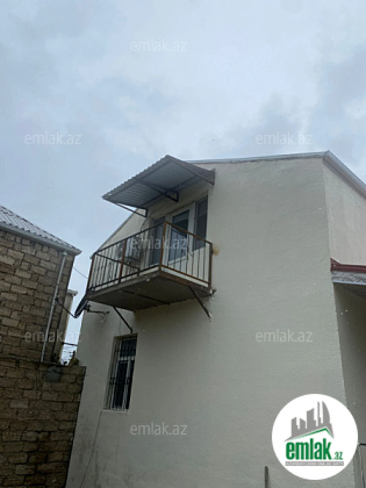 Satılır 4 otaqlı həyət evi 90 m²