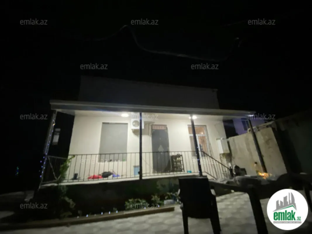 Satılır 4 otaqlı həyət evi 90 m²