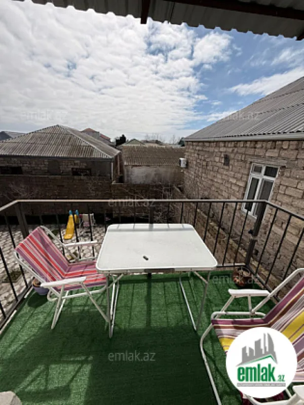 Satılır 4 otaqlı həyət evi 90 m²