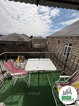 Satılır 4 otaqlı həyət evi 90 m²